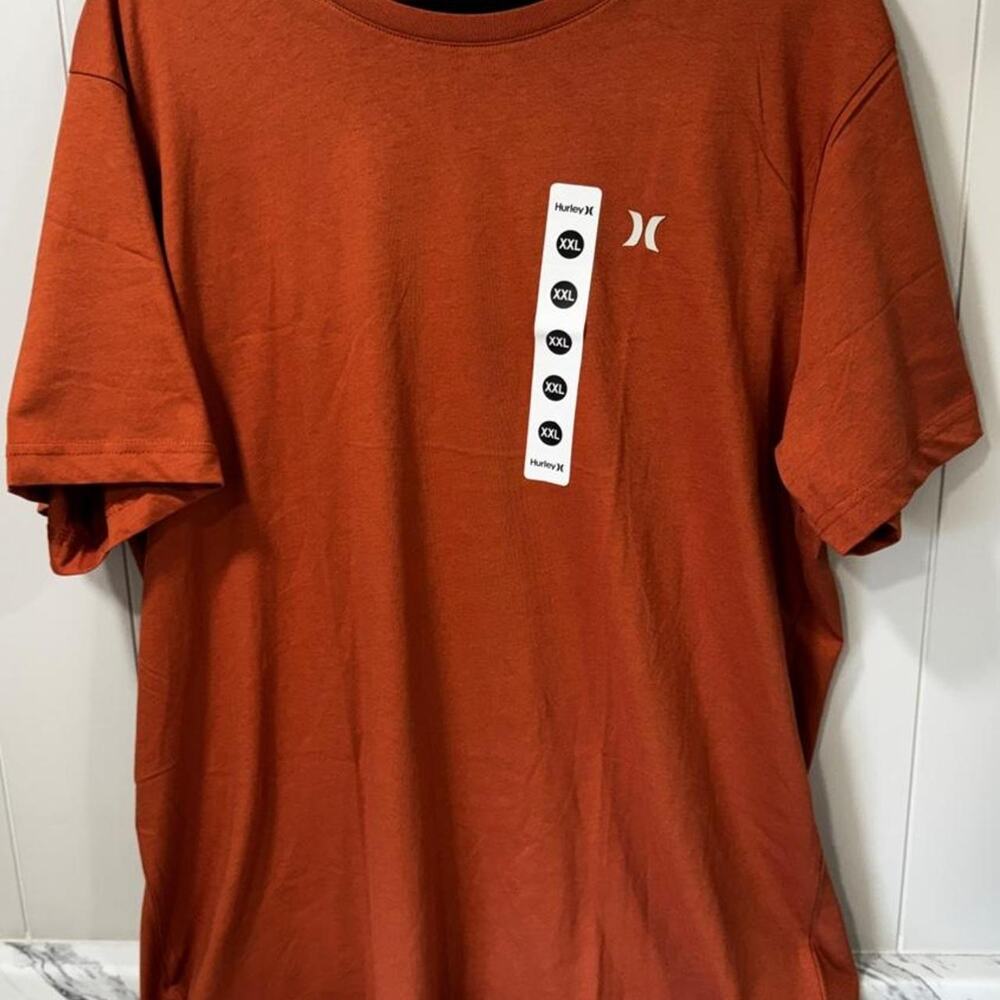Hurley t shirt in rust orange